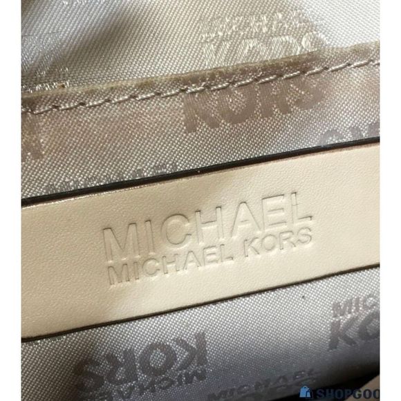 Michael Kors Gold Jet Set East West Tote - Picture 4 of 9